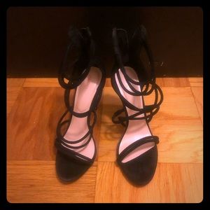 Black Strappy heel